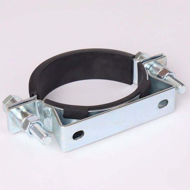 Clamp for akkumulator